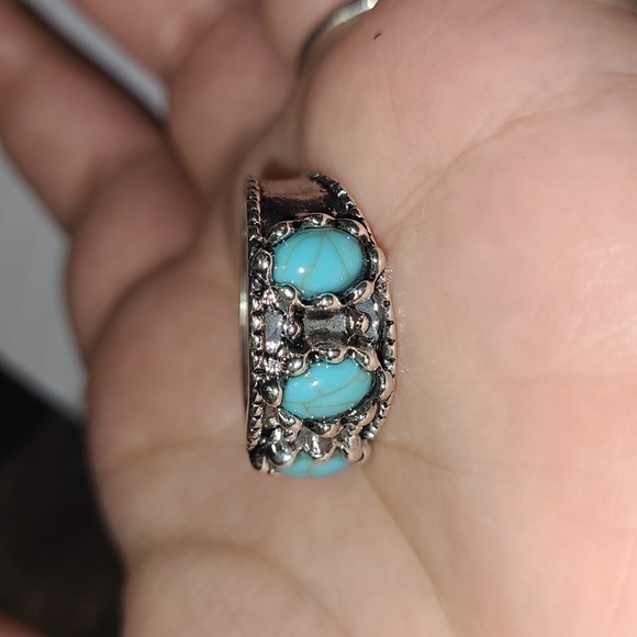 Aqua Ring Size 8 - Picture 8 of 9